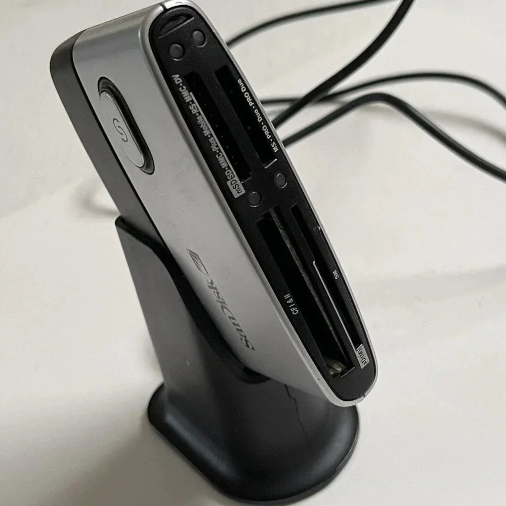 SanDisk ImageMate 12-in-1 SDDR-89 V3 USB Card Reader with Stand Hi Speed USB